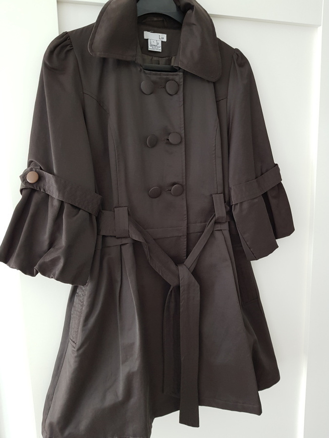 Tumma Trench-coat / Trenssi - koko L