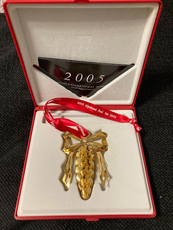 Georg Jensen 2005 Käpy  kultapinnoite