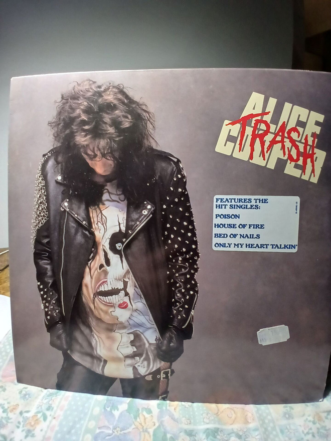 Alice Cooper  – Trash