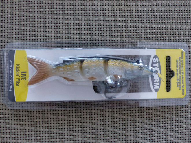 STORM Live Kicking' Pike 10cm, 14g Väri: Pike