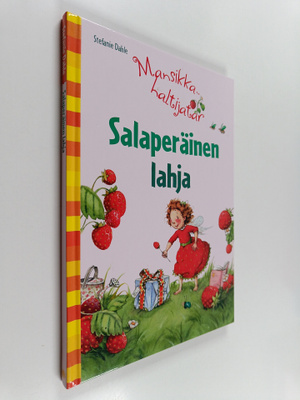 Stefanie Dahle : Mansikkahaltijatar : salaperäinen lahja