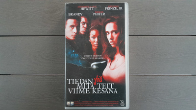 VHS: Tiedän Yhä Mitä Teit Viime Kesänä (1998)