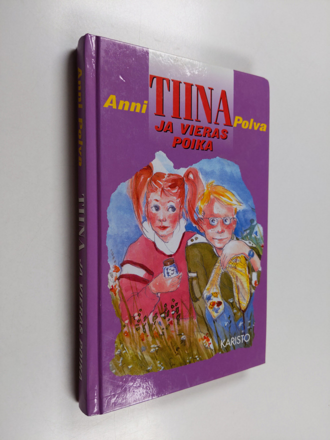 Anni Polva : Tiina ja vieras poika