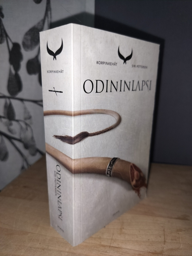 Odininlapsi - Siri Pettersen - Uusi