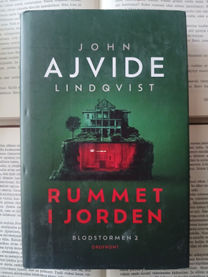John Ajvide Lindqvist - Rummet i jorden (inbunden bok.)