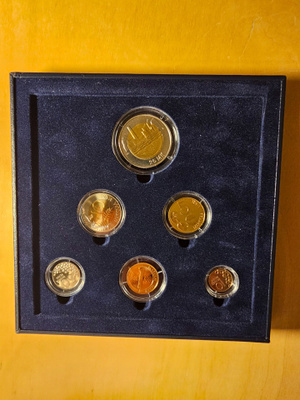 Erittäin harvinainen vuoden 1997 rahasarja PROOF-laatuisena
