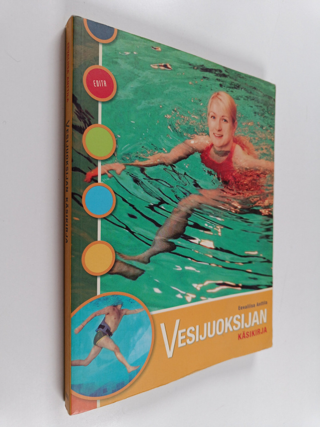 Eevaliisa Anttila : Vesijuoksijan käsikirja