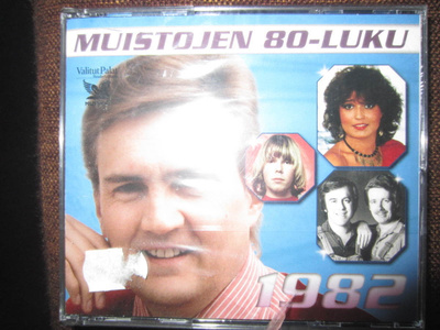 Muistojen 80-luku - 1982 3CD