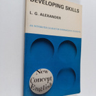 L. G. Alexander : Developing skills : an integrated cours... - pikkukuva 1