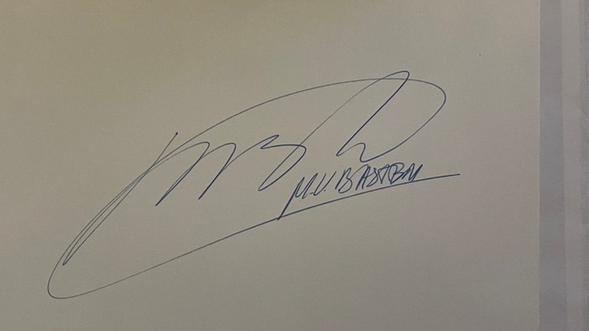 Marco Van Basten nimikirjoitus