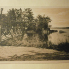 Viipuri, Monrepos, silta ja metsäistä rantaa, mv pk, p. 1920 - pikkukuva 1