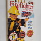 Dorling Kindersley Publishing Staff ym. : Firefighter for... - pikkukuva 1