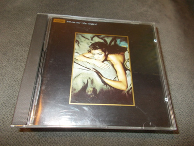 CD SANDRA ** TEN ON ONE ** THE SINGLES