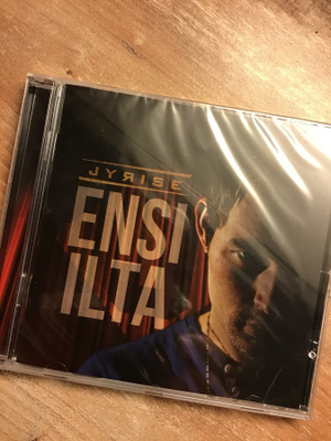 Jyrise . Ensi-ilta CD muoveissa