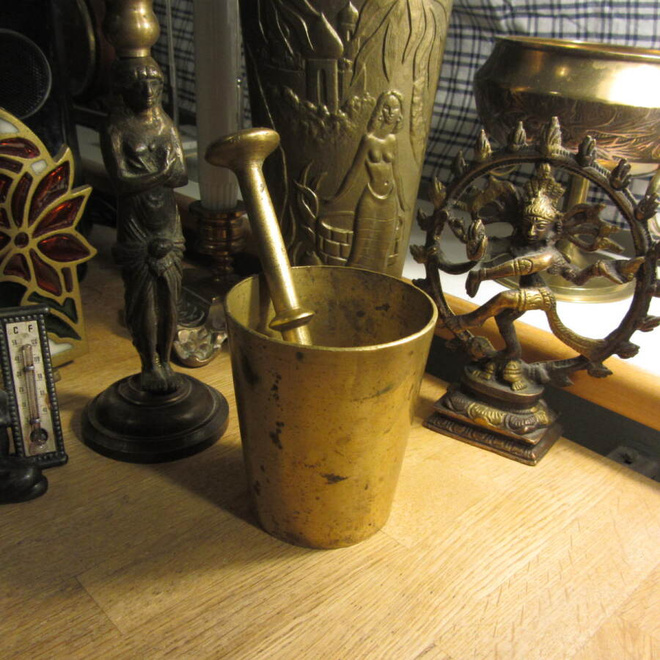 Vintage messinki mortteli 665 g