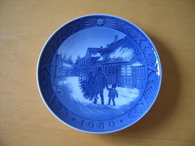 Royal Copenhagen VUOSILAUTANEN 1980 (Kai Lange)