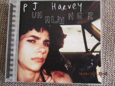 P J Harvey UH HUH HER (CD)