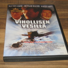 Vihollisen Vesillä dvd - pikkukuva 1
