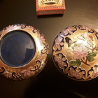 Cloisonne korulipas. Kuin kullattu pinta . Upea - pikkukuva 4
