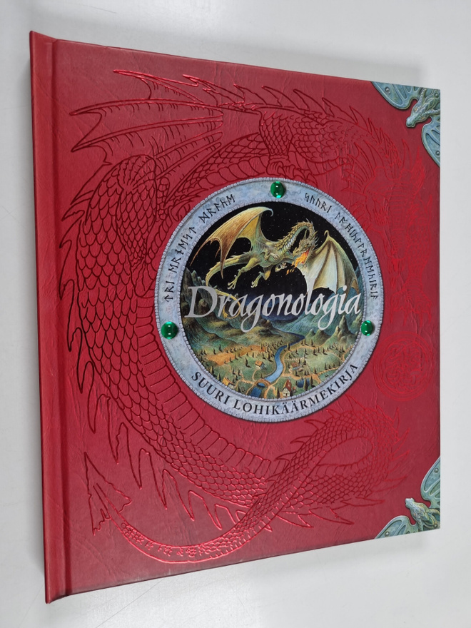 Ernest Drake : Dragonologia : suuri lohikäärmekirja