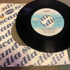 JOHNNY: Yksi punaruusu * Paras, että päätöksen … * FIN 1966 - pikkukuva 1