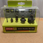 Ryobi 18V Käsijyrsin+ terät - pikkukuva 3