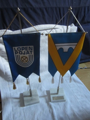 2 x Pöytäviiri Vammalan vaakuna & Lopen pojat