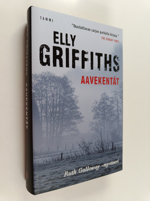 Elly Griffiths : Aavekentät