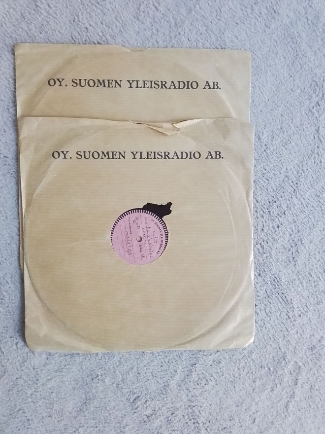 Talvisota Ilmahälytys sireeni vinyylit 2kpl 13.12.1939