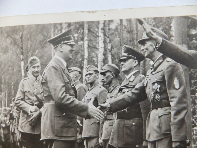 Valokuva Hitler Mannerheim UPEAT Merkit Kulk Kenttäposti1942