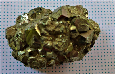 Mineraali Pyrit kimpale 340g