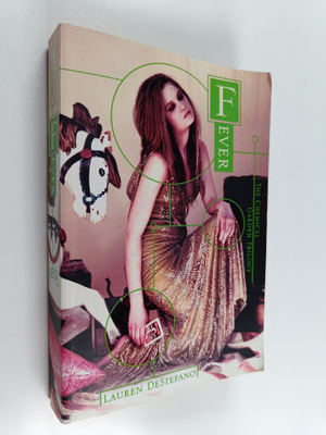 Lauren Destefano : Fever