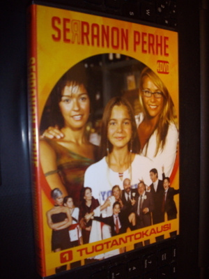 4DVD SERRANON PERHE kausi 1 (SIS.PK ! )