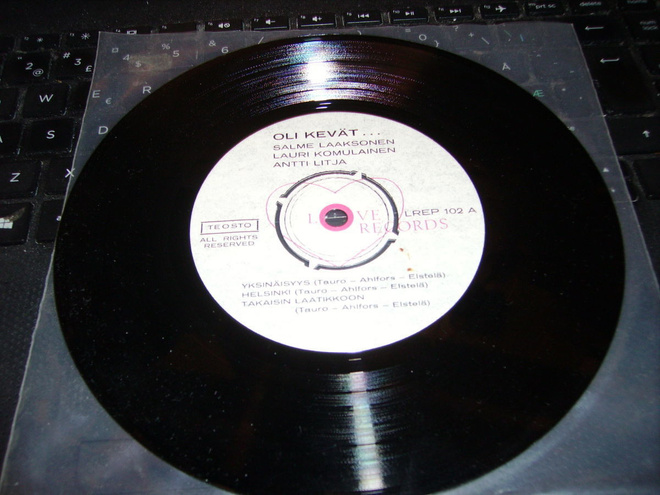 7" EP : OLI KEVÄT ...  ( Love Records LREP-102 )