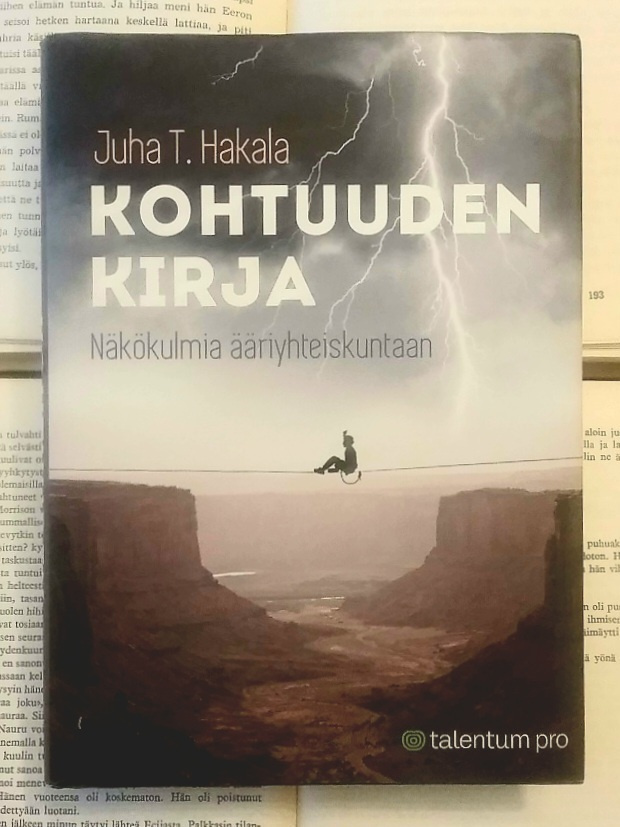 Juha T. Hakala - Kohtuuden kirja (sid.)