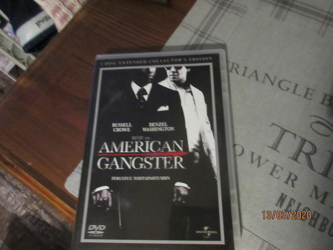 American Gangster (2xDVD) }