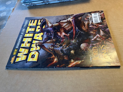 WHITE DWARF 306 HYVÄ