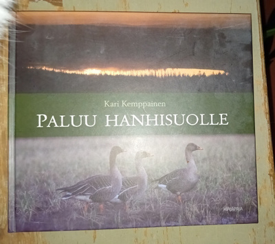 Kari Kemppainen: Paluu hanhisuolle