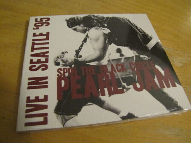 Pearl jam live in seattle '95 cd muoveissa FM radio