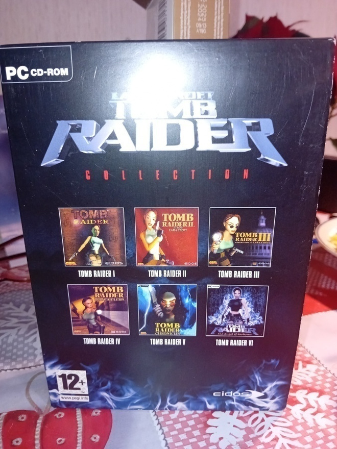 7 PC CD-ROM TOMB RAIDER COLLECTION  ( SIS POSTIKULU  )