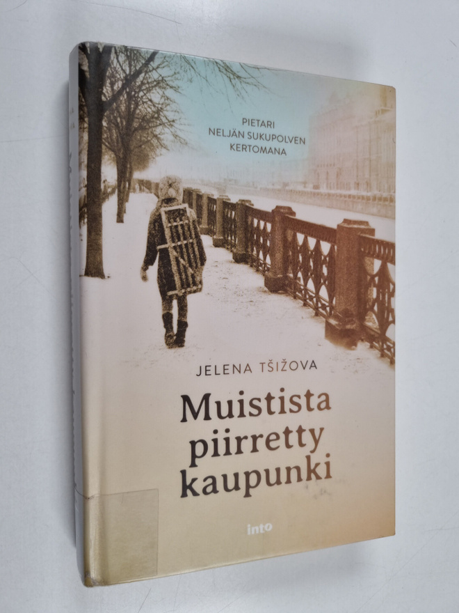 Jelena Tsizova : Muistista piirretty kaupunki