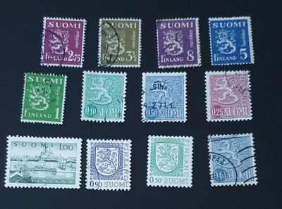 POSTIMERKKEJÄ VUOSILTA 1940-1977