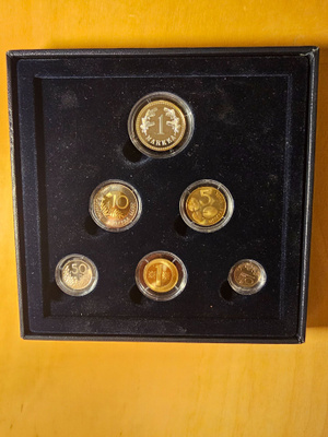 Harvinainen vuoden 2001 rahasarja PROOF-laatuisena