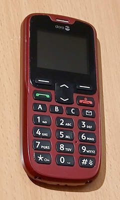 Senjori puhelin Doro 1382 ja 507