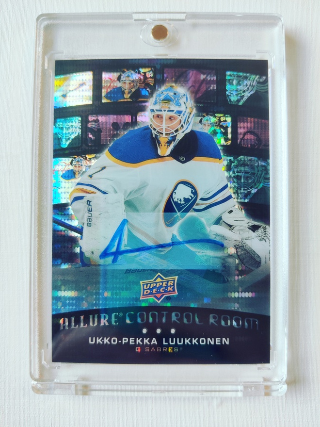 U-P Luukkonen - 21-22 UD Allure Colntrol Room Blue Line Auto