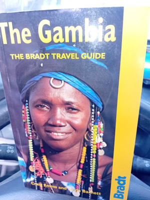 Matkaopas the Gambia - BRADT ( SIS POSTIKULU  )