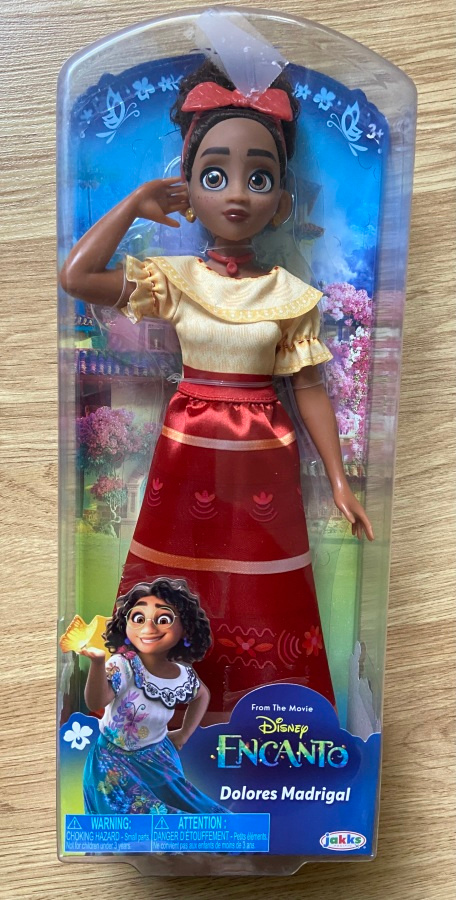 Dolores Madrigal nukke