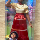 Dolores Madrigal nukke - pikkukuva 1