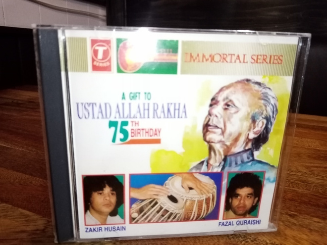 CD :  A GIFT TO USTAD ALLAH RAKHA 75TH BIRTHDAY