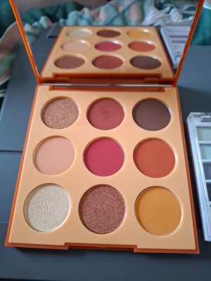MORPHE + ELF LUOMIVÄRIPALETIT !